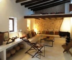 Villa Totem-Living area