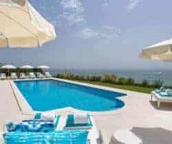 Villa-Hibiscus-Swimming-pool