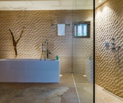 13Villa-Bellini-Bathroom