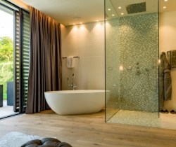 23Villa-Bellini-Bathroom