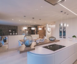 05Villa-Morricone-Dining-room