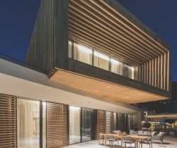 01Villa-Pergolesi-Exterior-by-night