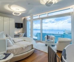 12Villa-Rossini-Bedroom