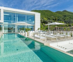 23Villa-Rossini-Swimming-pool