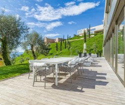 019Villa-Verdi-Al-fresco-dining-area