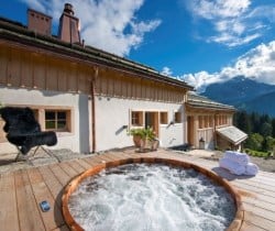 Chalet Lamia: Oudoor Jacuzzi