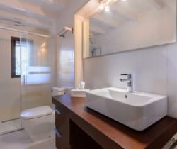 Villa Alma-Bathroom