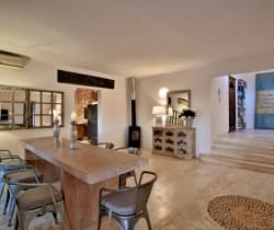 Villa Brisa-Dining room