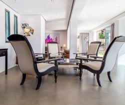 Villa India-Living room