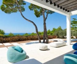 Villa-Kanya-Outdoor-chill-out-area
