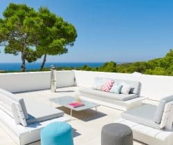 Villa-Kanya-Rooftop-lounge-area