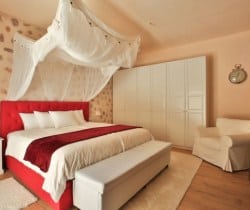 Villa Mirabel-Bedroom