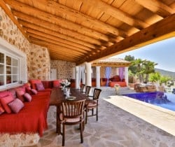 Villa Mirabel-Al fresco dining area