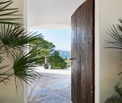 Villa Perla-Entrance