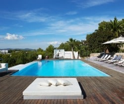 Villa Perla-Swimming_pool