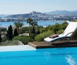 Villa Perla-Swimming_pool_views