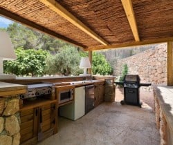 Villa Violeta-Outside kitchen