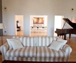 Villa Yorokobu: Living area