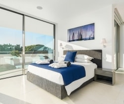 Villa-Canavial-Bedroom