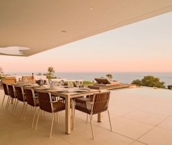 Villa-Piedade-Al-fresco-dining-area