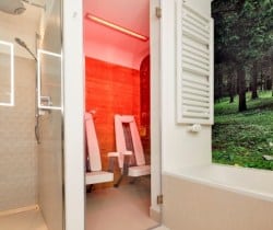 Chalet Coco-Bathroom