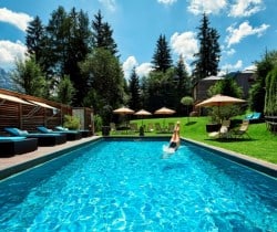 Chalet Coco-Swimming pool
