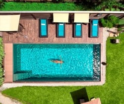 Chalet Coco-Swimming pool