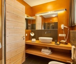 Chalet Morisa-Bathroom