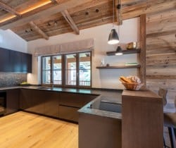 Chalet-Ame-Kitchen