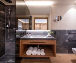 Chalet-Ame-Bathroom