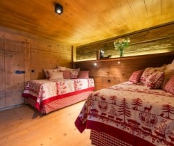 Chalet-Anjali-Bedroom