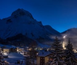 Chalet-Apartment-Nelke-Exterior-by-night