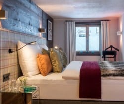 Chalet-Apartment-Rosen-Bedroom