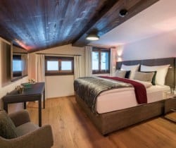 Chalet-Apartment-Rosen-Bedroom