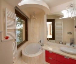 Villa Calliope-Bathroom