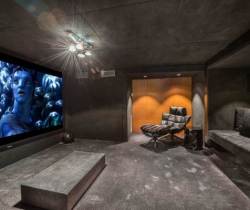 Chalet-Ilanis-Cinema-room