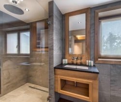 Chalet Morgana-Bathroom