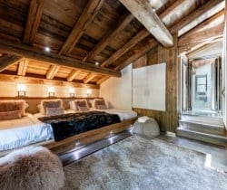 Chalet-Mystique-Bedroom