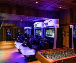 Chalet-Mystique-Games-room