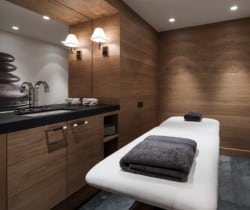 Chalet Artus-Massage room