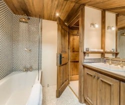 Chalet Chopine: Bathroom