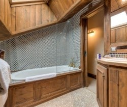 Chalet Chopine: Bathroom