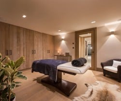 Chalet-Renarde-Massage-room