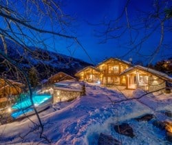 Chalet Tristan-Exterior by night