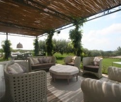 Villa Plumbago - Outdoor Lounge Area