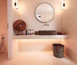 Villa-Calantha-Bathroom