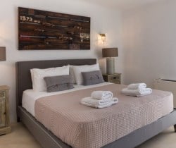 Villa Calantha-Bedroom