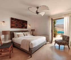 Villa-Calantha-Bedroom