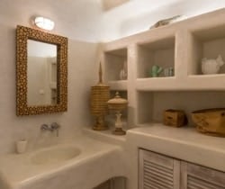Villa Calantha-Bathroom