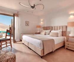Villa-Calantha-Bedroom